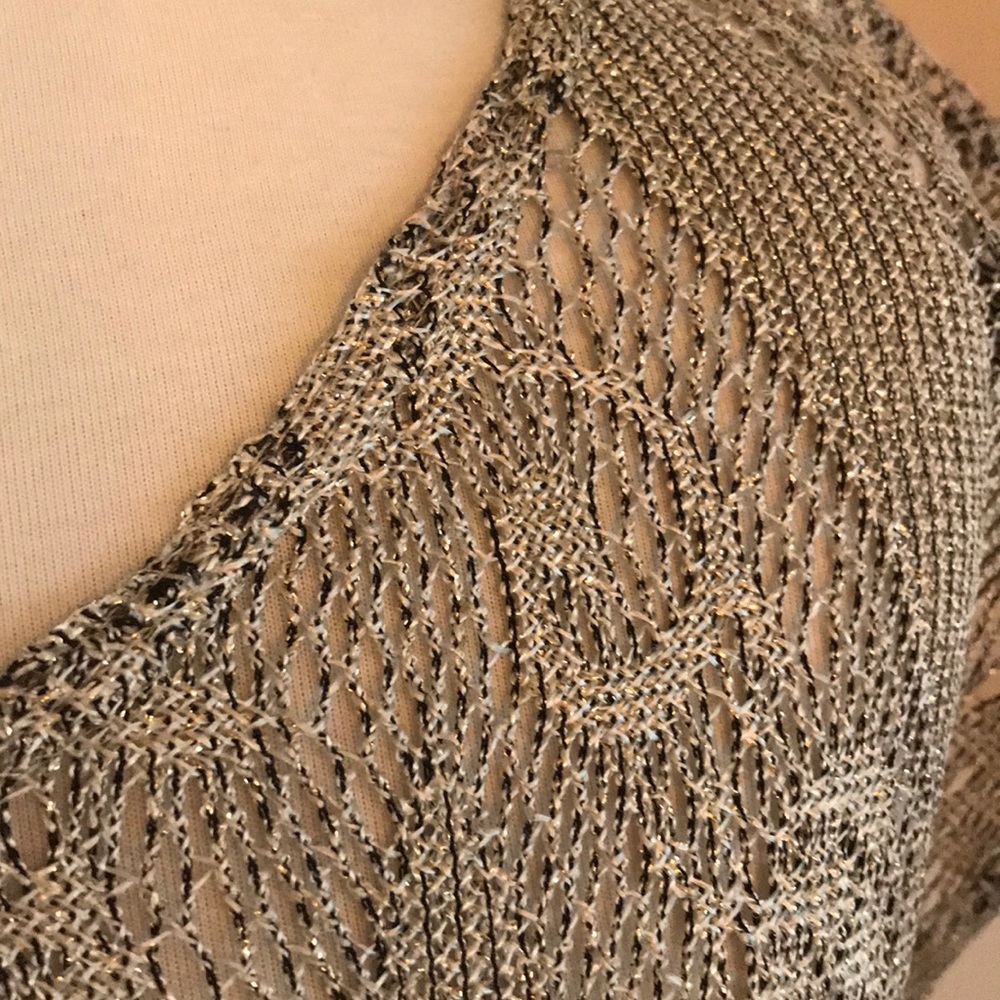 Woven Tunic - Picture 7 of 8